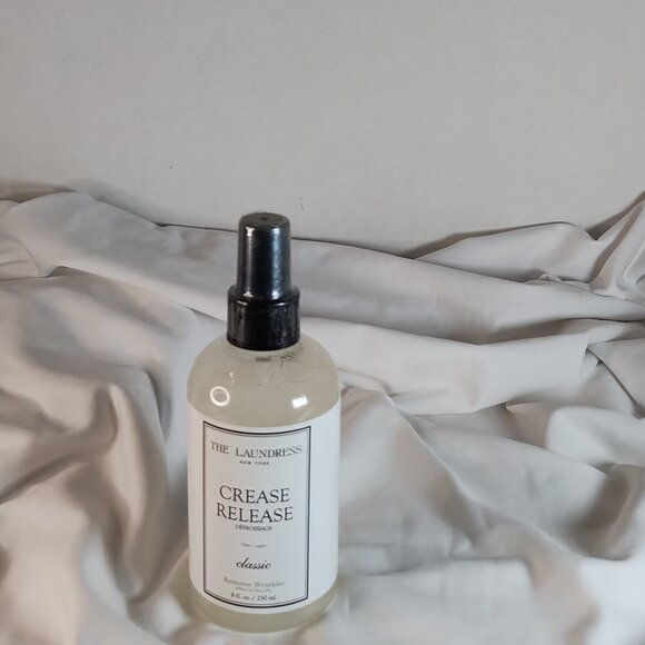 The Laundress Crease Release 8 oz - Picture 1 of 2